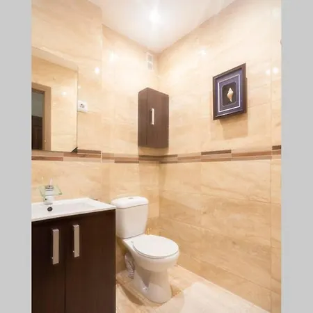 Fantastic Location - Ground Floor In Walking Distance To The Torrevieja