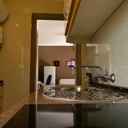 Fantastic Location - Ground Floor In Walking Distance To The Torrevieja