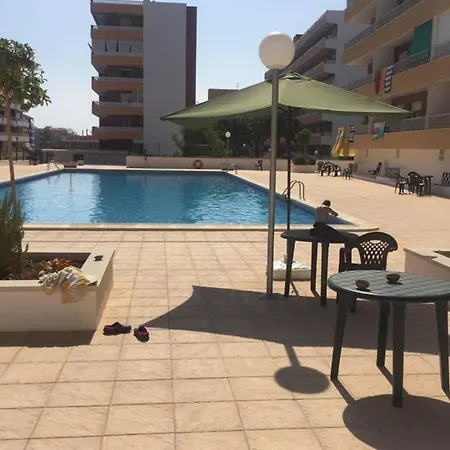 Fantastic Location - Ground Floor In Walking Distance To The * Torrevieja
