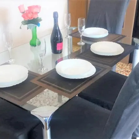 Fantastic Location - Ground Floor In Walking Distance To The Apartment Torrevieja