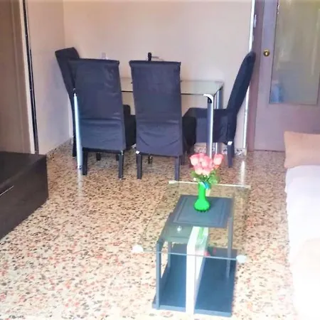 Apartment Fantastic Location - Ground Floor In Walking Distance To The Torrevieja